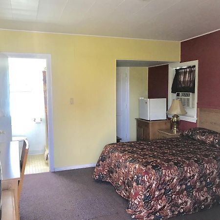 Crest Motel Bartlett Εξωτερικό φωτογραφία