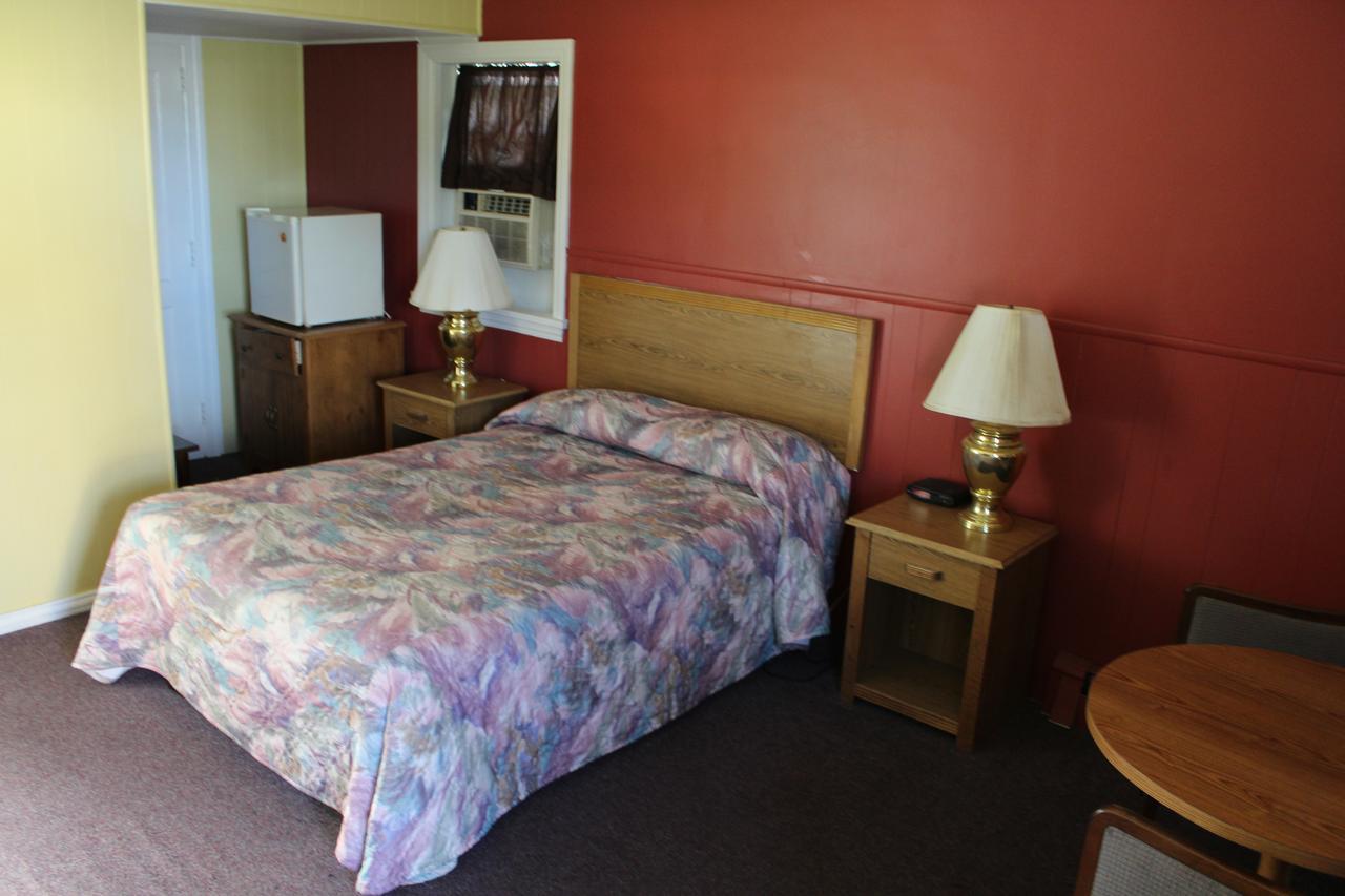 Crest Motel Bartlett Εξωτερικό φωτογραφία